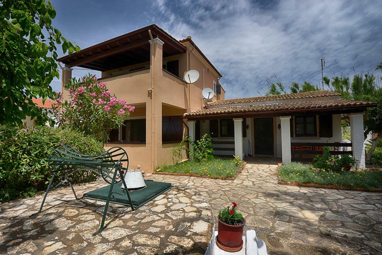 Villa Sofia Ágios Geórgios Extérieur photo