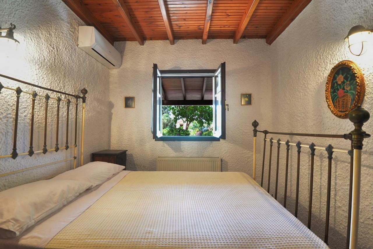 Villa Sofia Ágios Geórgios Extérieur photo
